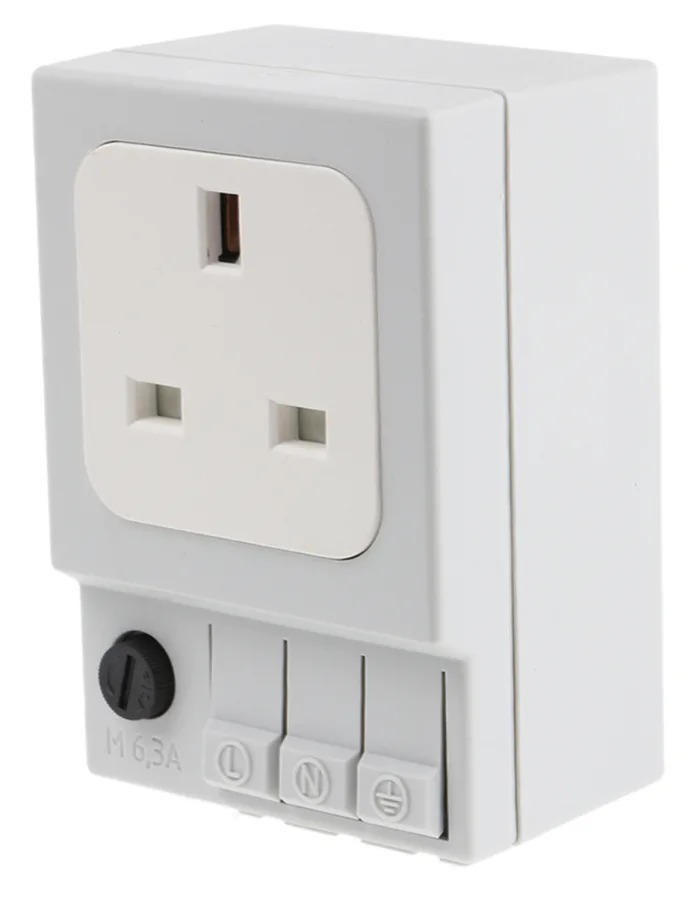 03503.0-00 Stego SOCKET, DIN, UK, FUSE, FOR ENCLOSURES; VOLTAGE RATING VAC:250V; CURRENT RATING:6.3A; PRODUCT RANGE:-; SVHC:NO SVHC (15-JAN-2019)