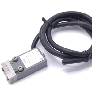 XCW-A110 Telemecanique LIMIT SWITCH 500V-6A