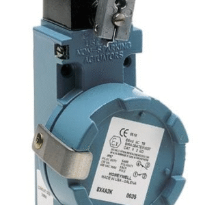 BXP4L Honeywell MICROSWITCH, LIMIT SWITCH, DPDT, ROTARY, 10A,600VAC, LIMIT SWITCH ACTUATOR:SIDE ROTARY, CONTACT CONFIGURATION:DPDT,CONTACT CURRENT AC MAX:10A ,CONTACT VOLTAGE AC MAX:600V,OPERATING FORCE MAX:0.45N-M ,PRODUCT RANGE:BX SERIES ROHS COMPLIANT: YES