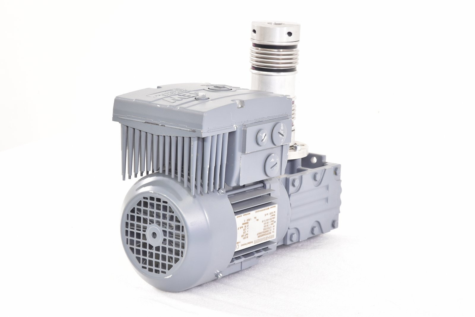 W30DT71D4/MM03/BW1 SEW Eurodrive GEAR MOTOR, 1.3 AMP, 380-500 VAC, 50/60 HZ, 280-1400/7.2-36 R/MIN