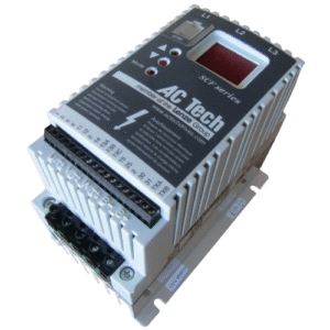 SF210 Lenze AC MOTOR DRIVE, FREQUENCY INVERTER, SCF SERIES, VARIABLE SPEED, 208/240 VAC, 50/60 HZ, 1 HP, 0.75 KW, 3 PHASE INPUT, DIN RAIL MOUNT
