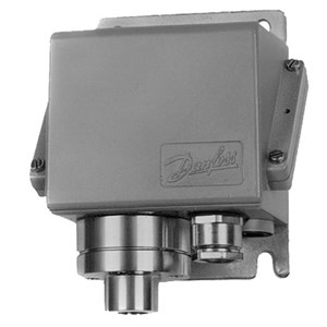 060-312066 Danfoss Pressure switch, Regulation range [bar] Pe: 1.00 - 10.00, Differential [bar]: 0.70 - 2.80, Reset function: Auto, Pressure connection type: G, Pressure connection size: 1/4, Enclosure rating IP: IP67, Max. Working Pressure [bar]: 120.0