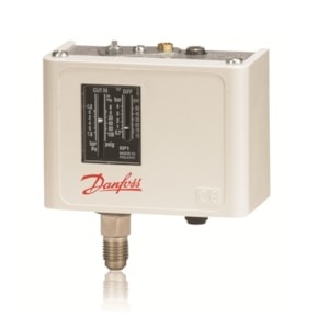 060-110166	Danfoss Pressure switch, KP1, Regulation range [bar] Pe: -0.20 - 7.50, Differential [bar]: 0.70 - 4.00, Contact function: SPDT, Reset function: Auto, Pressure connection type: Flare, Pressure connection size: 1/4, Pressure Male/Female: Male, Enclosure rating IP: IP44, Max. Working Pressure [bar]: 17.0