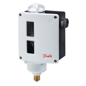 017-523766 Danfoss Pressure switch, RT200, Regulation range [bar] Pe: 0.20 - 6.00, Differential [bar]: 0.25 - 1.20, Contact function: SPDT, Reset function: Auto, Pressure connection type: G, Pressure connection size: 3/8, Pressure Male/Female: Male, Enclosure rating IP: IP66, Max. Working Pressure [bar]: 22.0