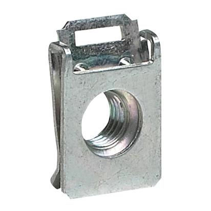 047712 Legrand M6 fastening clips. They allow metric screws to be attached. They attach directly to the slots on the cabinet structure and crossbars. They allow automatic grounding thanks to the special shape that allows the paint to be etched and thus create contact with the galvanized part of the cabinet.