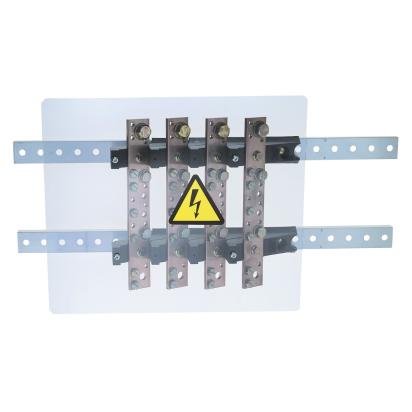 037442 Legrand 400 A tetrapolar terminal block. 4 bars 32 x 4 mm 15 holes M6 4 holes M8 2 holes 10.5 mm for power supply with 185 sq. mm max.