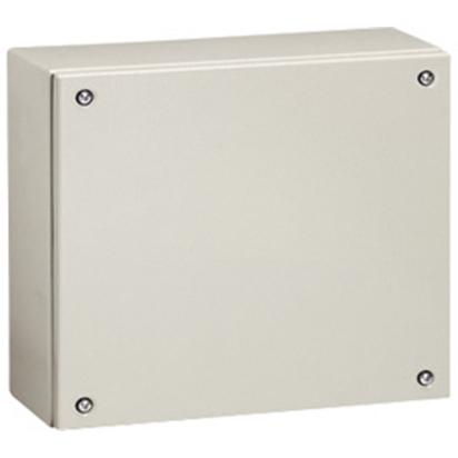 035611 Legrand Metal junction boxes 300 x 400 x 120 mm. Boxes made of 910um thick sheet steel. Cover fastening with anti-slip screws. RAL 7035 polyester paint finish. Equipped with 2 vertical pre-drilled uprights Degree of protection IP66 according to EN 60529 and IK10 according to EN 50102.