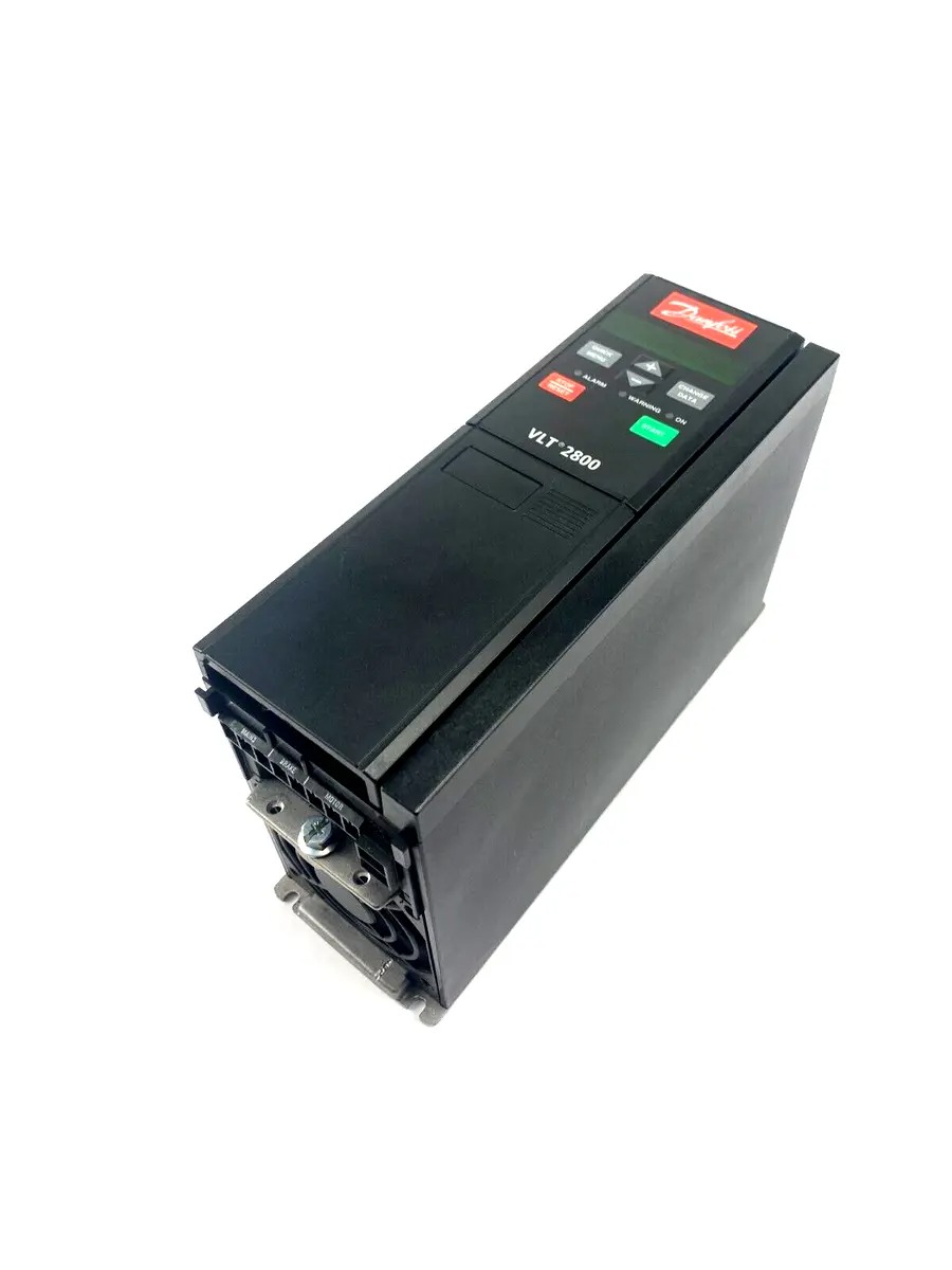 195N1051 Danfoss - VLT2822PT4B20STR1DBF00A00C0 DRIVE, VLT 2800 SERIES, 2.2 KW, 3 PHASE, 380-480 V AC, 50/60 HZ, 0-100 HZ, 5.2 AMP, 3.6 KVA, IP20 ENCLOSURE, BUILT-IN DISPLAY UNIT, W/ FILTER
