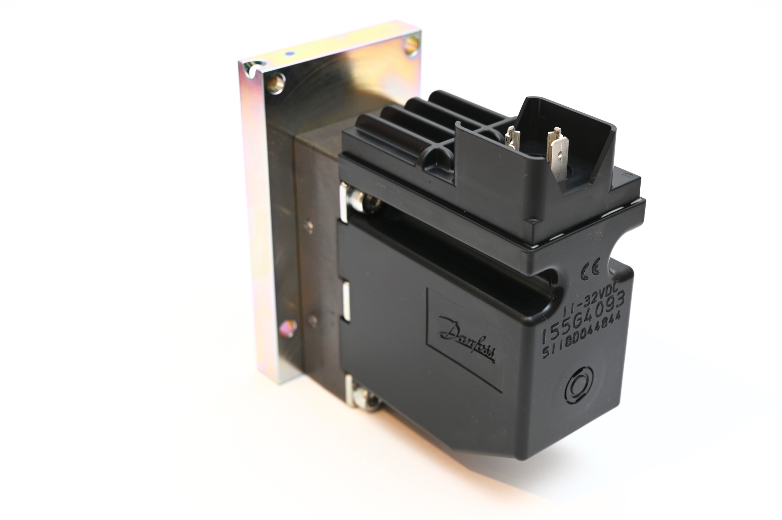 155G4093 Danfoss SOLENOID VALVE, PROPORTIONAL HIGH, PROP ACTUATOR, 11-32 VDC, PVG 120, S7, WITH PASSIVE FAULT MONITORING